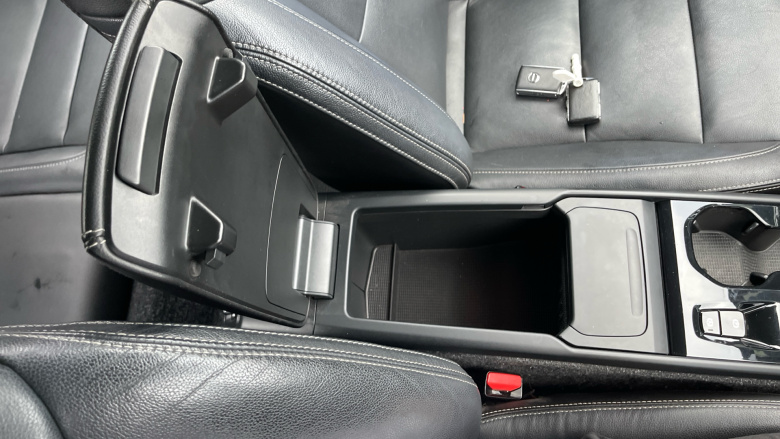 Volvo Xc40 2.0 D4 [190] Inscription 5dr AWD Geartronic Diesel Estate